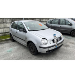 Serrure avant droit VOLKSWAGEN POLO 4
