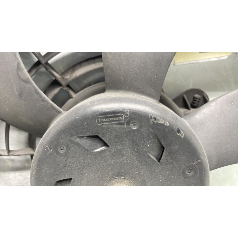 Moto ventilateur radiateur CITROEN C3 2 Photo n°4