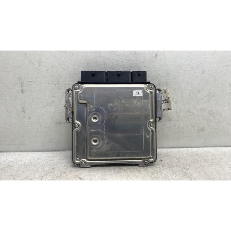 Calculateur moteur RENAULT MEGANE 3 Photo n°4