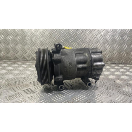 Compresseur clim CITROEN C3 1 Photo n°1