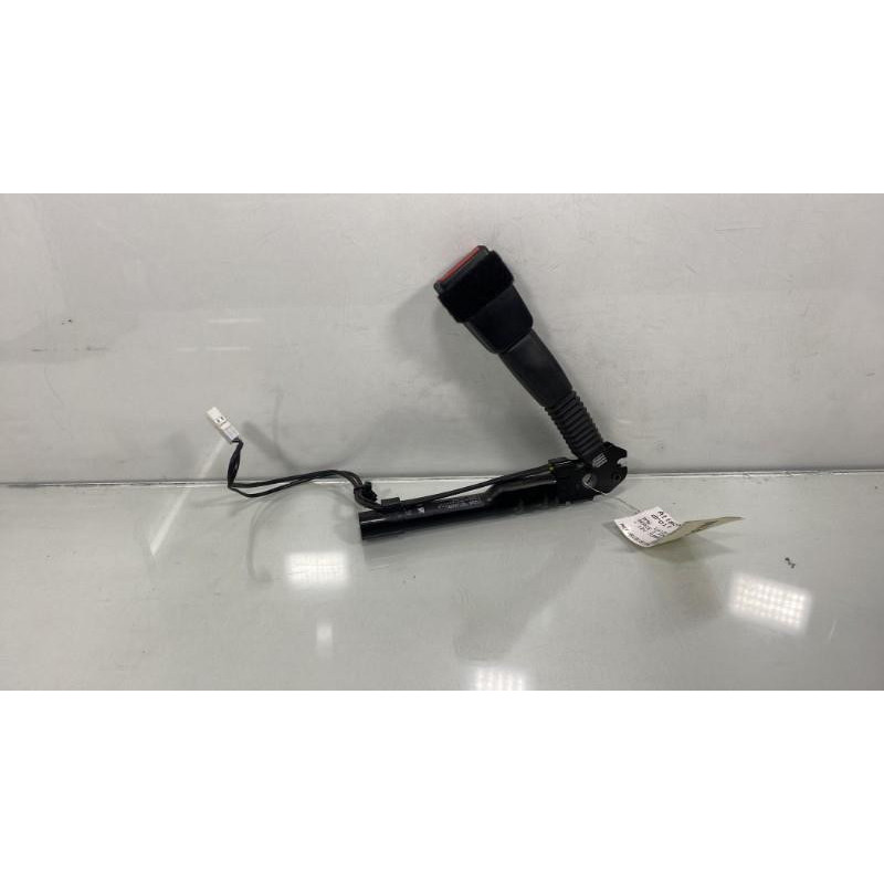 Pretensionneur de ceinture avant droit BMW SERIE 1 F20 Photo n°3