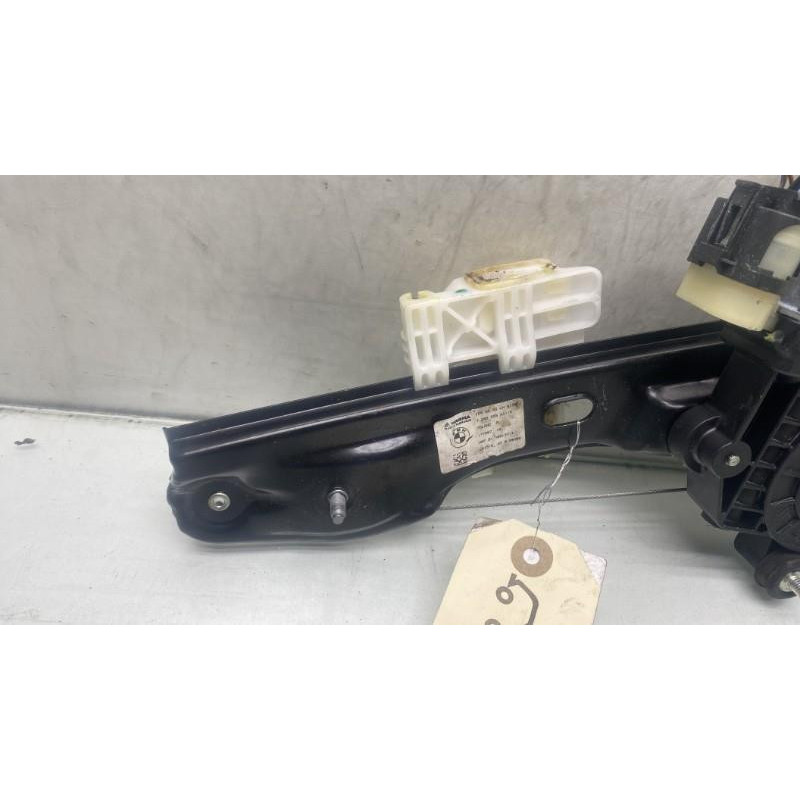Leve vitre electrique arriere gauche BMW SERIE 1 F20 Photo n°9