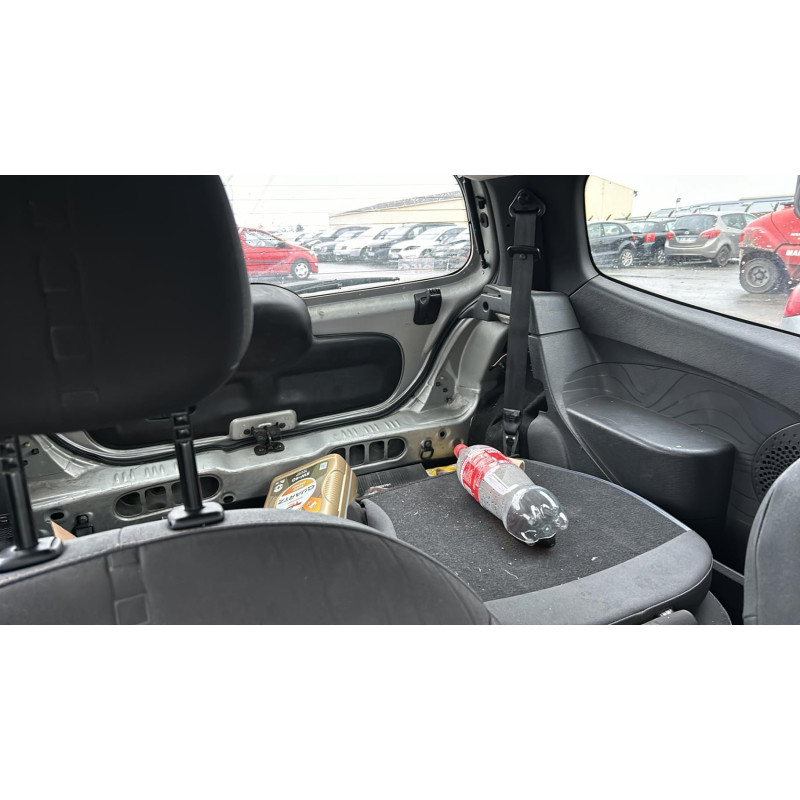 Boitier UCH RENAULT TWINGO 2 Photo n°13