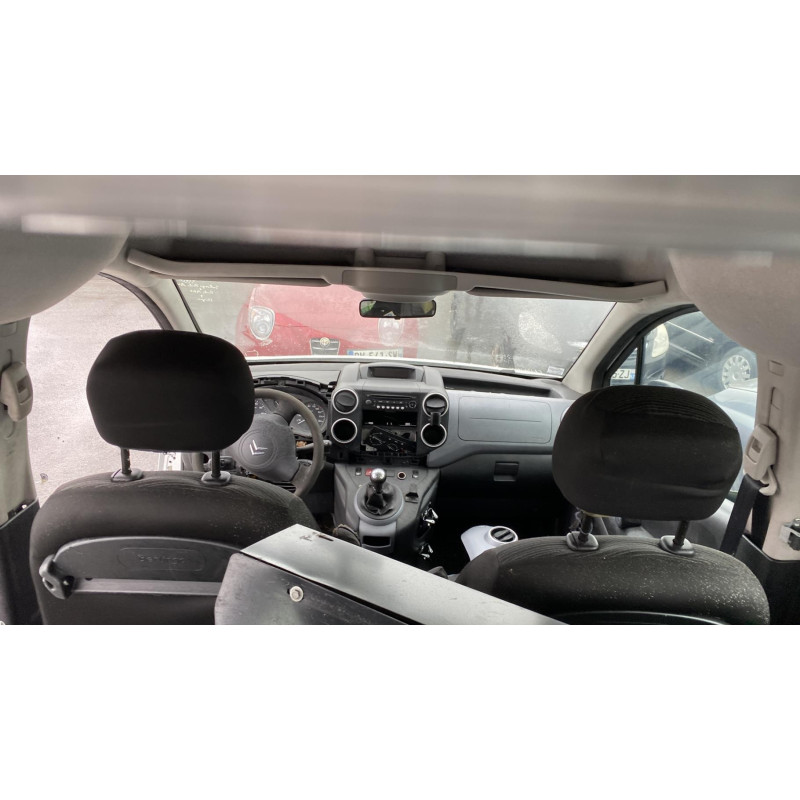 Porte avant droit CITROEN BERLINGO 2 Photo n°13