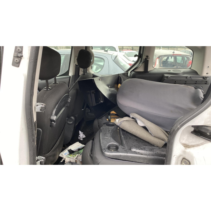 Porte avant droit CITROEN BERLINGO 2 Photo n°20