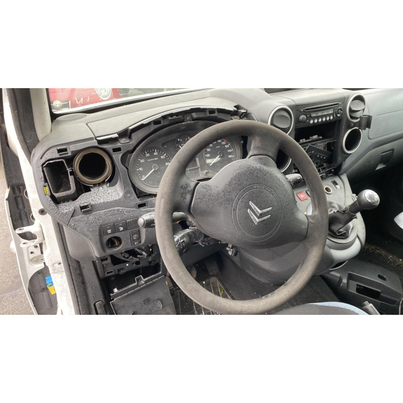 Pompe de direction CITROEN BERLINGO 2 Photo n°16