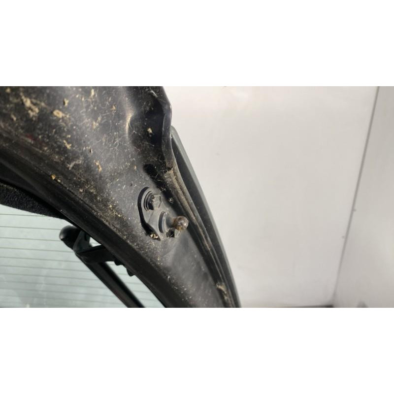 Malle/Hayon arriere KIA SPORTAGE 2 Photo n°2