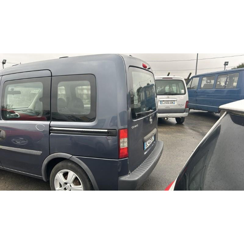 Serrure avant gauche OPEL COMBO C Photo n°14