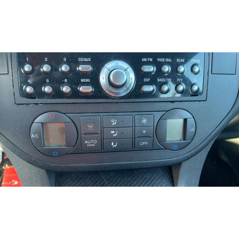 Pare boue arriere gauche FORD C-MAX 1 Photo n°10