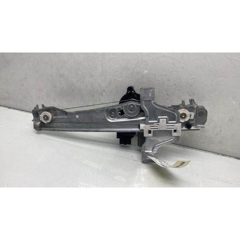 Leve vitre electrique arriere gauche CITROEN C3 3 Photo n°4