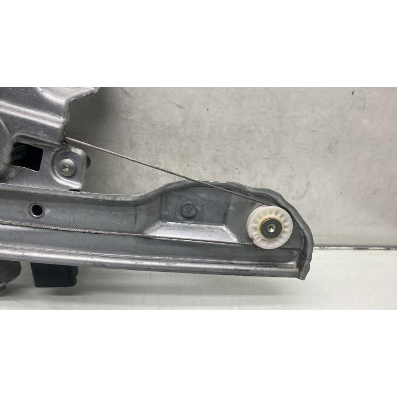 Leve vitre electrique avant droit CITROEN C3 3 Photo n°3