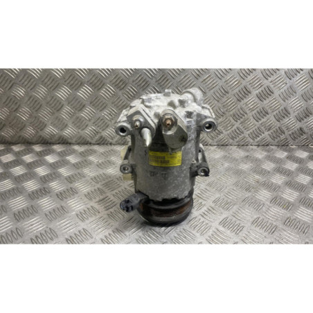 Compresseur clim FORD FIESTA 6 Photo n°1