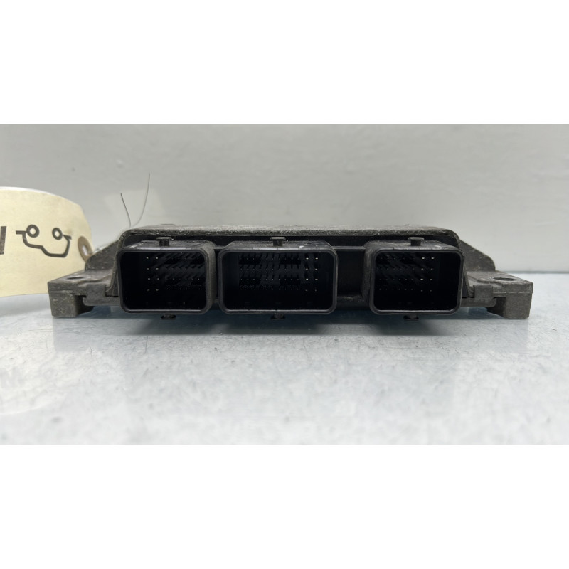 Calculateur moteur RENAULT TWINGO 2 Photo n°3