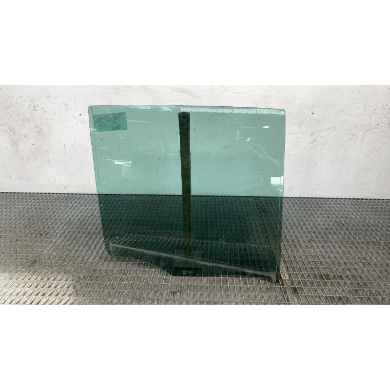 Vitre arriere droit RENAULT GRAND MODUS Photo n°6