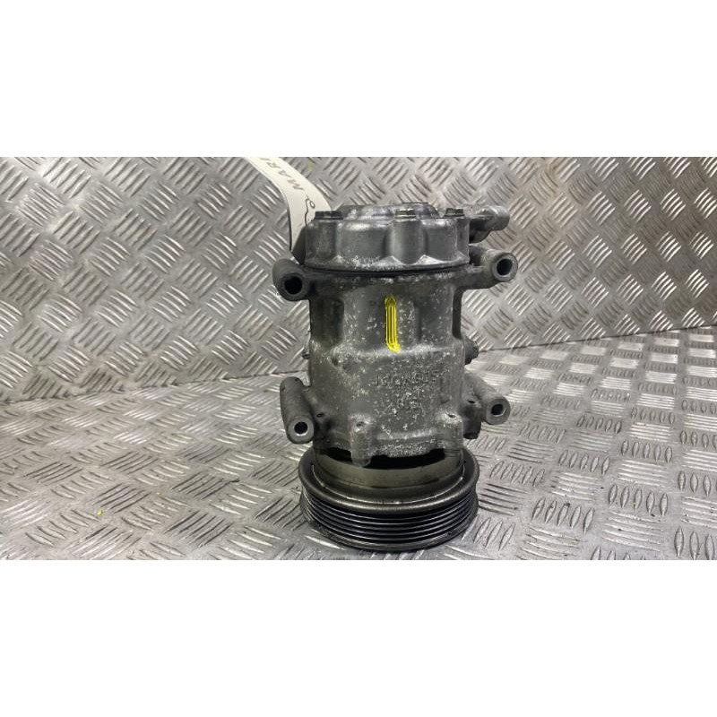 Compresseur clim RENAULT GRAND MODUS Photo n°1