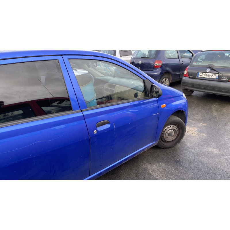 Malle/Hayon arriere DAIHATSU CUORE 2 Photo n°10