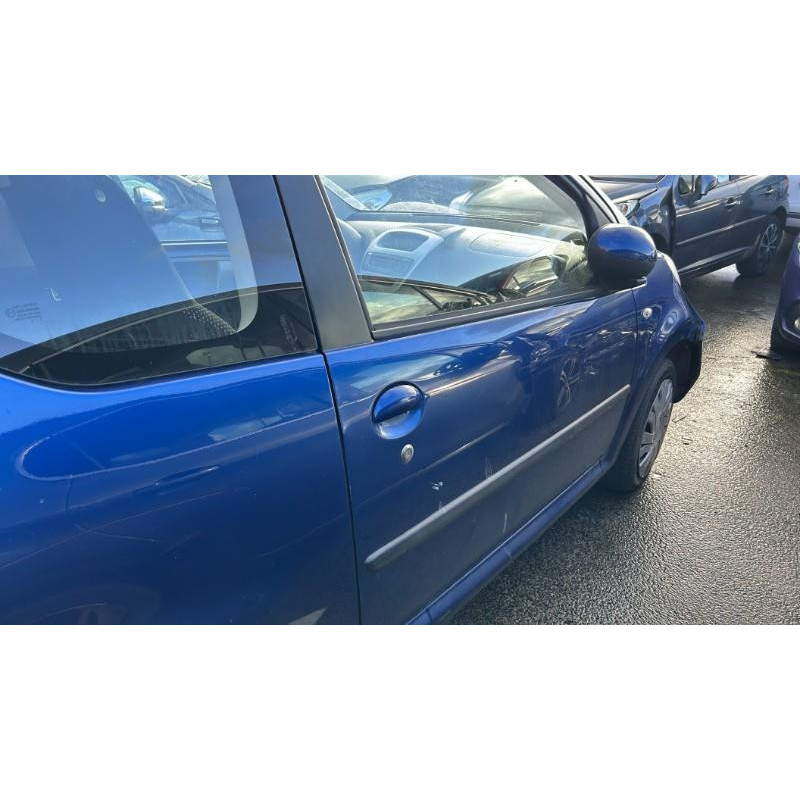 Lunette arriere CITROEN C1 1 Photo n°9