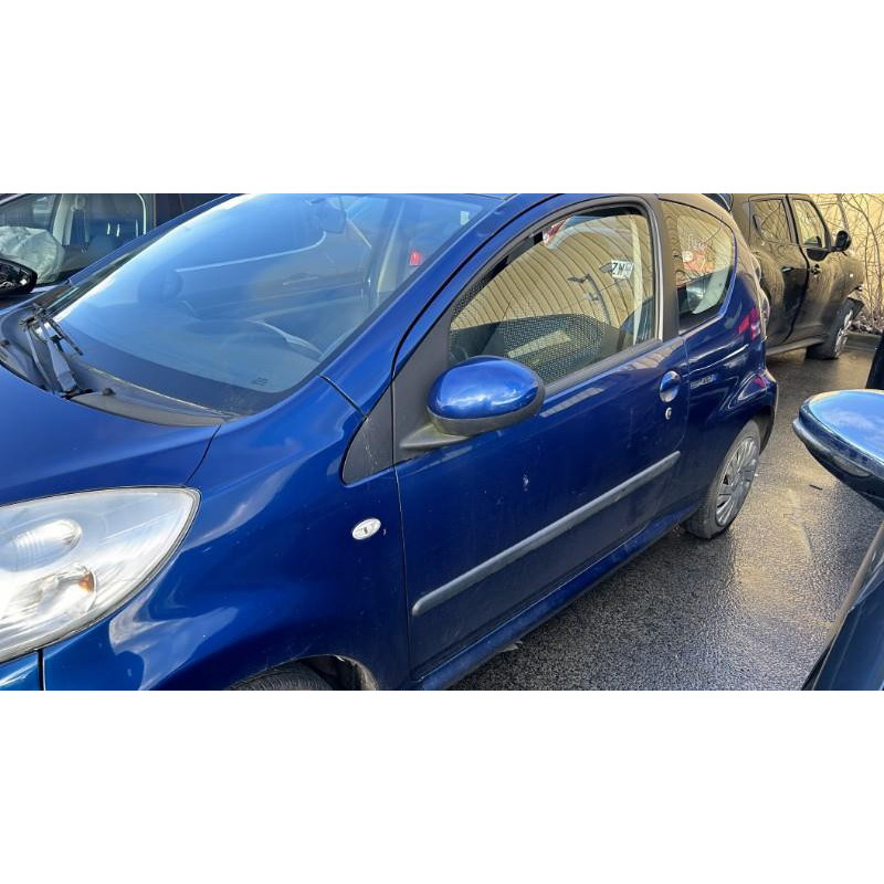 Lunette arriere CITROEN C1 1 Photo n°12