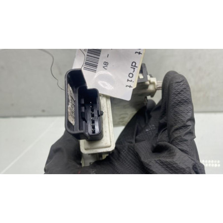 Serrure avant droit CITROEN C3 2