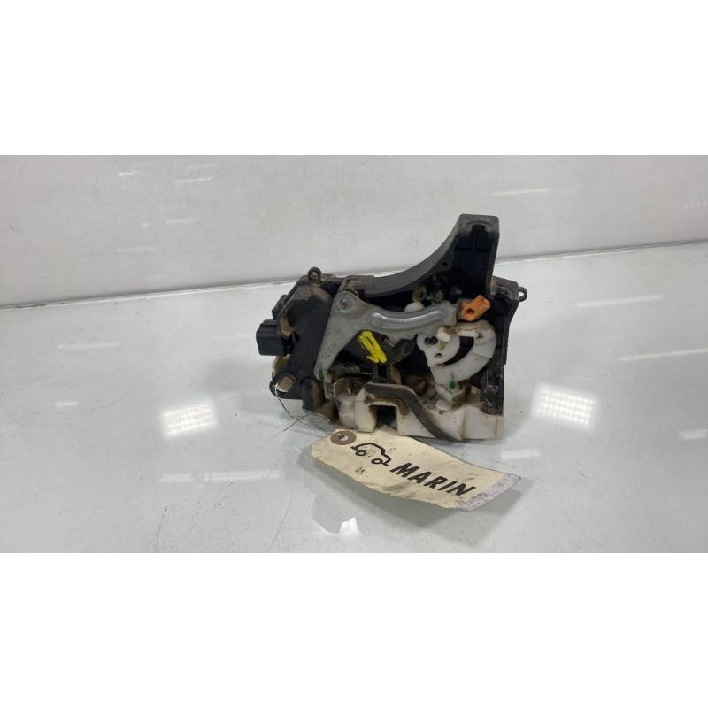 Serrure avant droit MITSUBISHI L 200 3 Photo n°2
