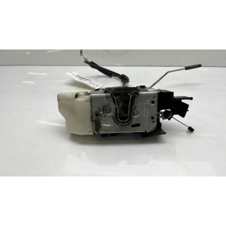 Serrure avant droit VOLKSWAGEN FOX Photo n°1