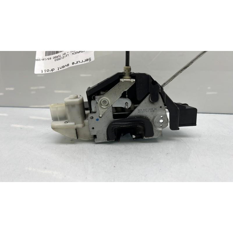 Serrure avant droit VOLKSWAGEN FOX Photo n°3