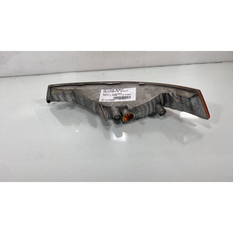 Optique avant secondaire droit (feux)(clignotant) RENAULT TRAFIC 2 Photo n°2
