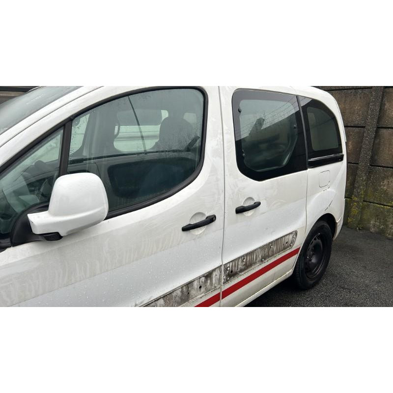 Pompe de direction PEUGEOT PARTNER 2 Photo n°9