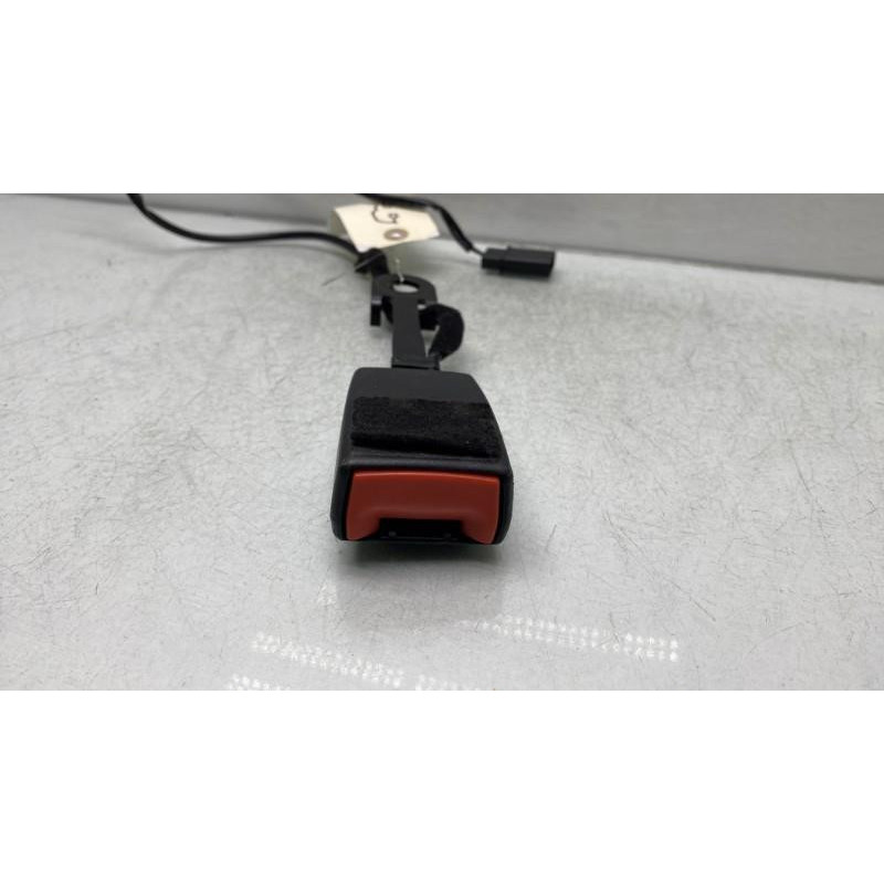 Attache ceinture avant droit LANCIA DELTA 3 Photo n°2