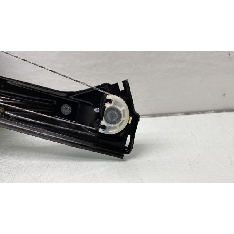 Leve vitre electrique avant droit LANCIA DELTA 3 Photo n°3