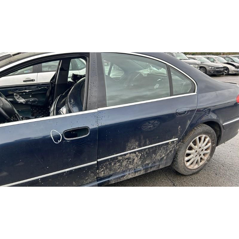 Pare boue avant gauche PEUGEOT 607 Photo n°7