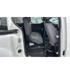 Pare boue arriere droit PEUGEOT PARTNER 2