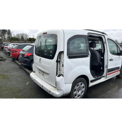 Pare boue arriere droit PEUGEOT PARTNER 2