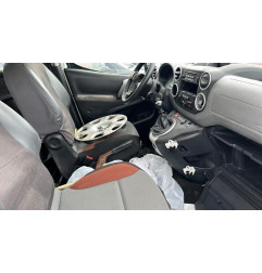 Pare boue arriere droit PEUGEOT PARTNER 2