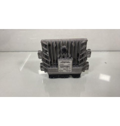 Calculateur moteur RENAULT CLIO 3