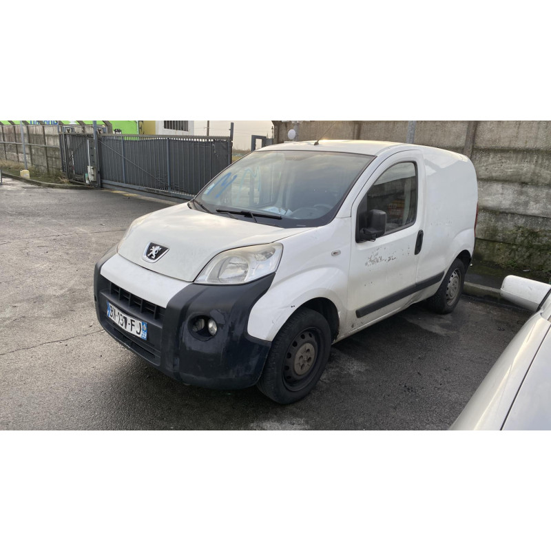 Capot PEUGEOT BIPPER Photo n°11