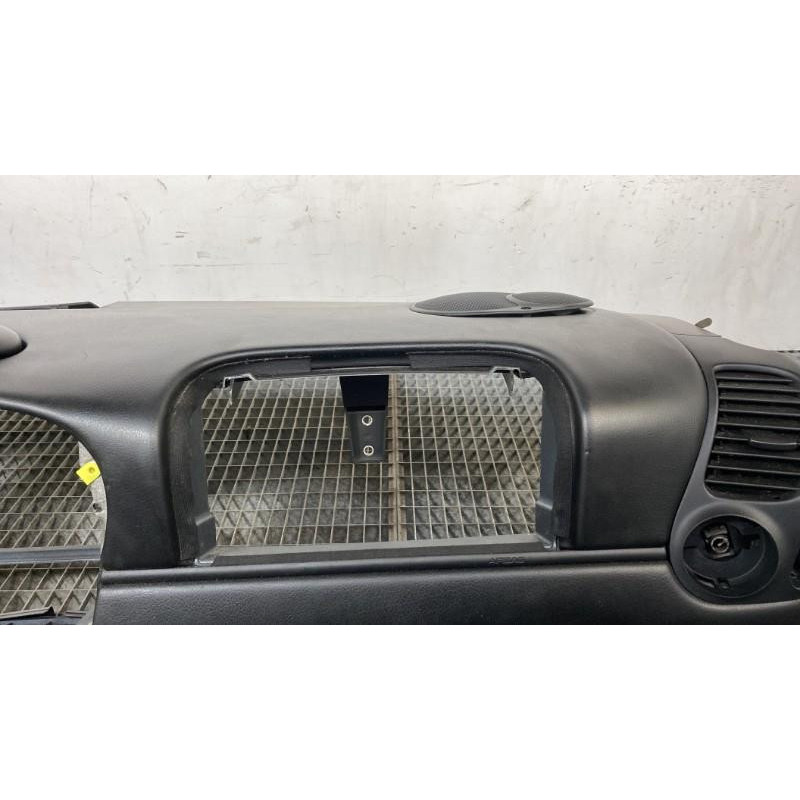 Planche de bord complete PORSCHE BOXSTER 1 986 Photo n°5