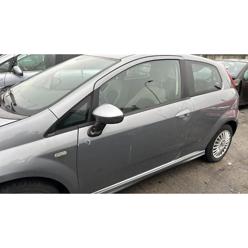 Leve vitre electrique avant droit FIAT GRANDE PUNTO Photo n°10