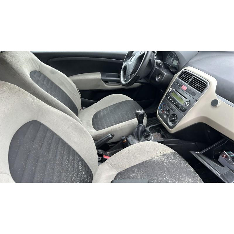 Leve vitre electrique avant droit FIAT GRANDE PUNTO Photo n°18