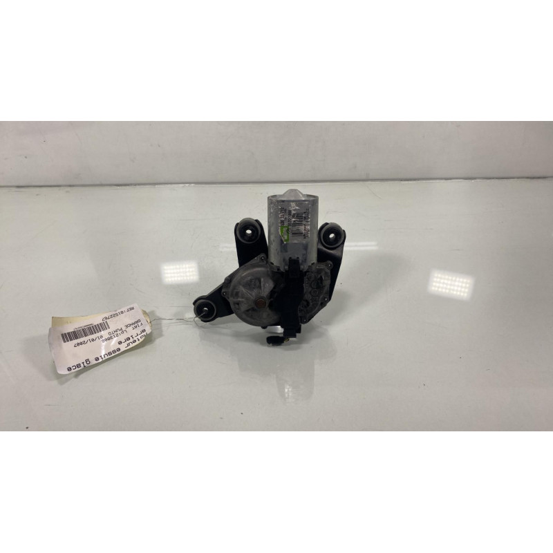 Moteur essuie glace arriere FIAT GRANDE PUNTO Photo n°1