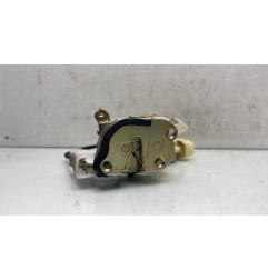 Serrure avant droit TOYOTA YARIS 1