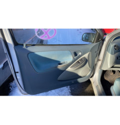 Serrure avant droit TOYOTA YARIS 1