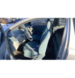 Serrure avant droit TOYOTA YARIS 1