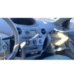 Serrure avant droit TOYOTA YARIS 1