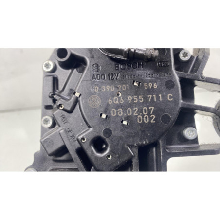 Moteur essuie glace arriere VOLKSWAGEN POLO 4