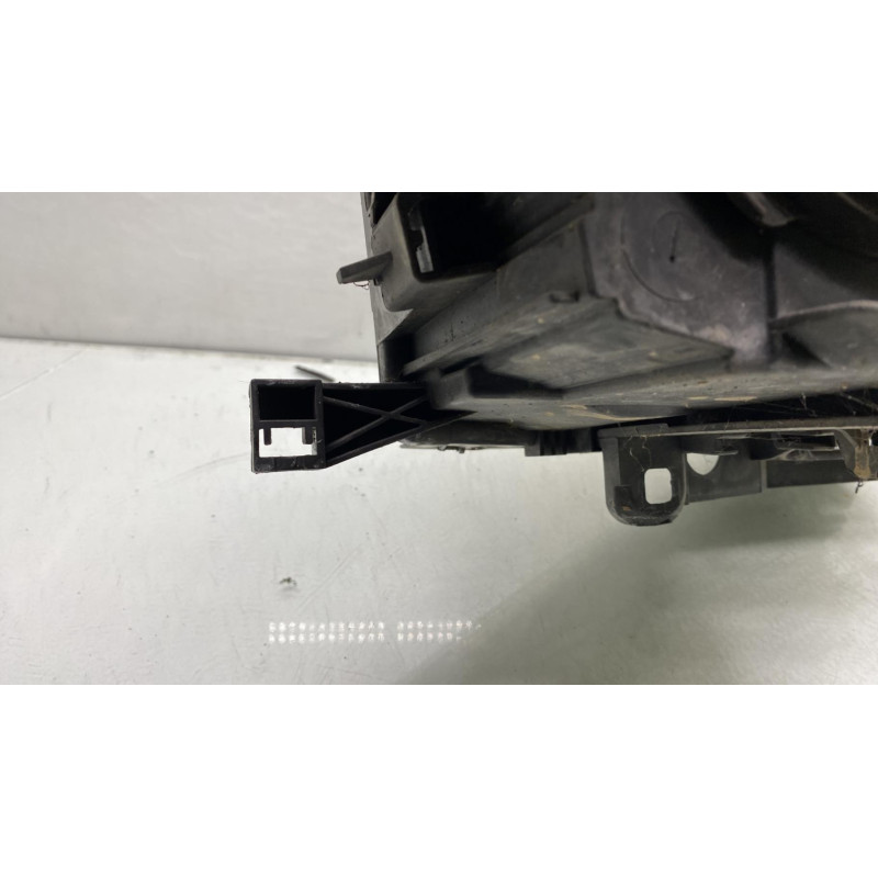 Optique avant principal gauche (feux)(phare) BMW SERIE 3 E46 Photo n°4