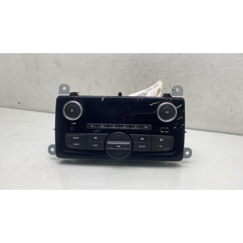 Autoradio d'origine RENAULT CLIO 4 Photo n°3