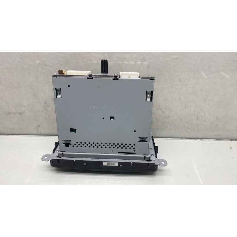 Autoradio d'origine RENAULT CLIO 4 Photo n°4