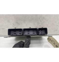 Calculateur moteur RENAULT CLIO 4
