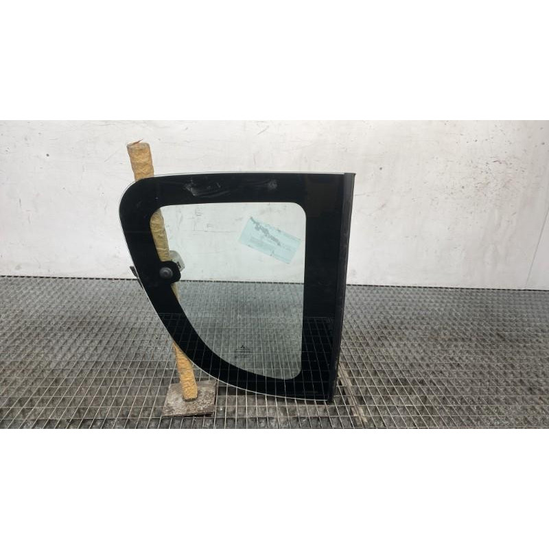 Custode arriere droit MITSUBISHI L 200 3 Photo n°2